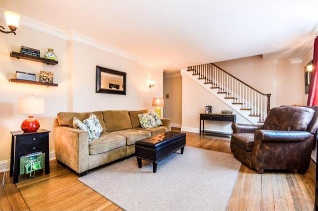 2 bedroom Co-op For Sale: White Plains.. - 2