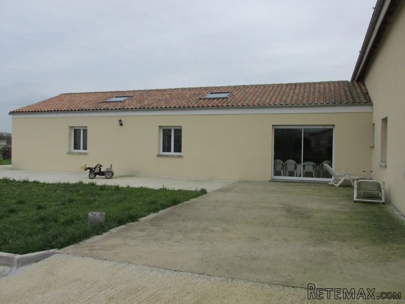 Detached Property With Stunning Indoor.. - 2