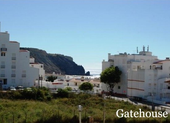 West Algarve Refurbished 1 Bed..