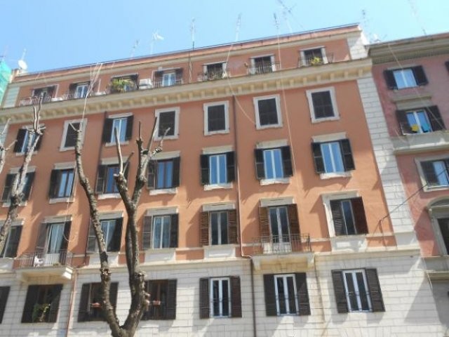 Apartment for sale in Roma (Italy) - 2