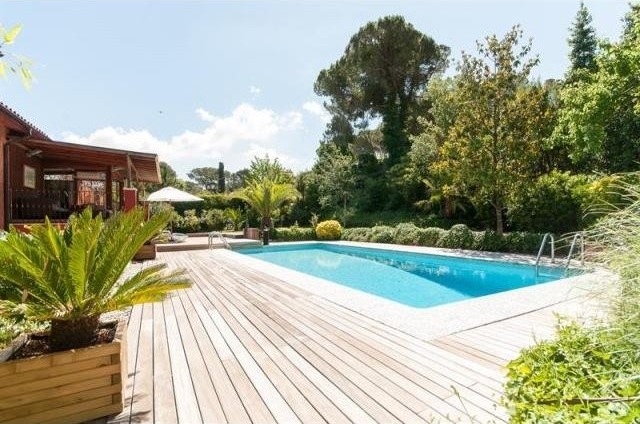 5 bedroom Detached House For Sale:..