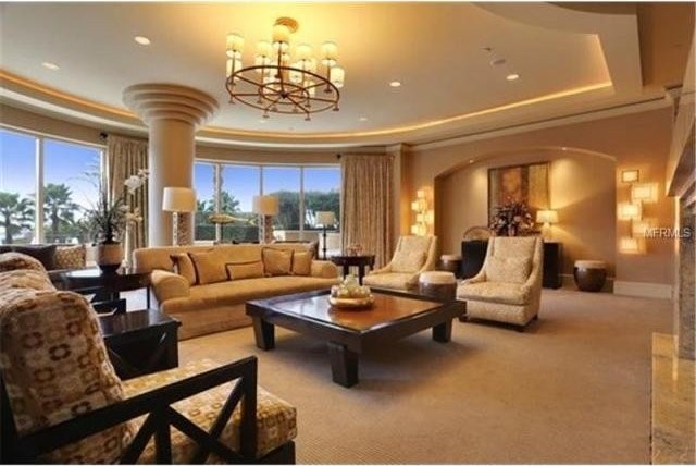 3 bedroom Property For Sale: 5823 BOWEN.. - 2