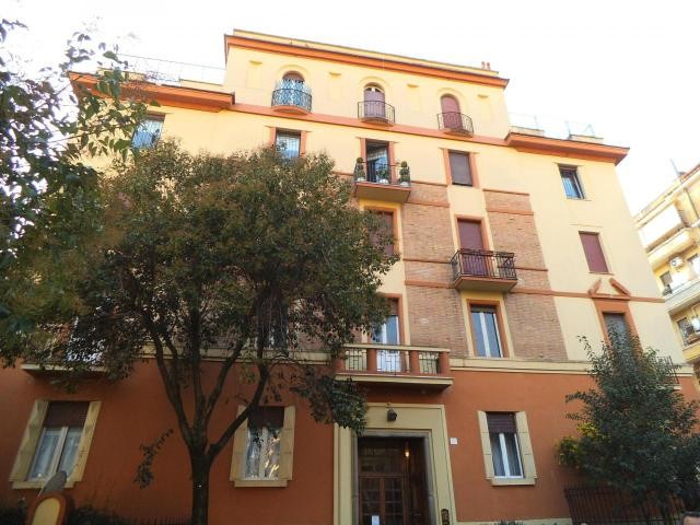 3 Bedrooms - Apartment - For Sale
