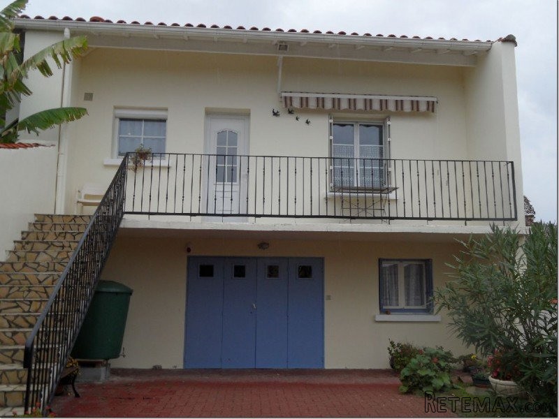 Stone House For Sale St Jean D Angely - 2