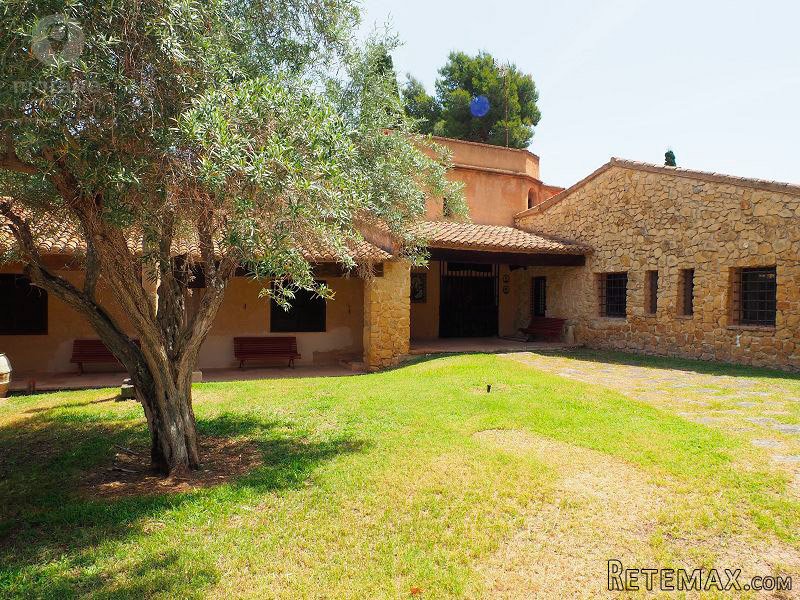 6 Bedrooms - Villa - Alicante - For Sale - 2