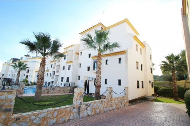 FRONTLINE APARTMENT