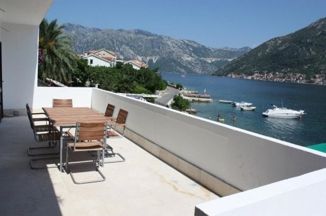 3 bedroom apartment in Stoliv, Prčanj