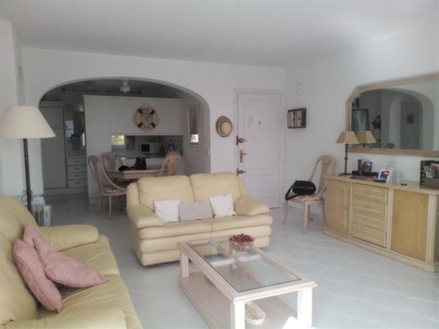 2 Bed Apartment for sale in Miraflores - 2