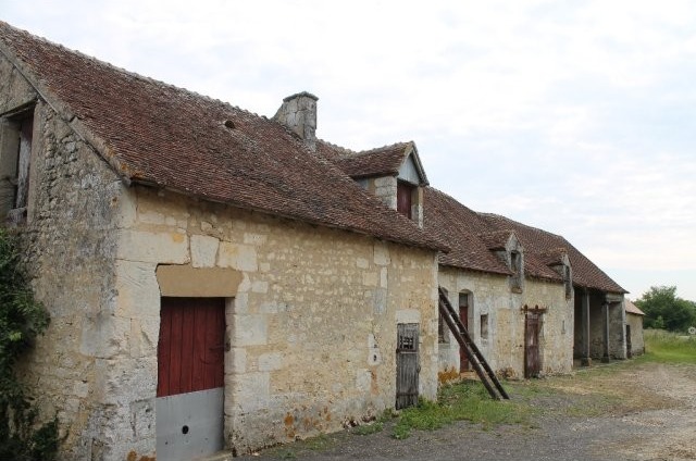 Corps De Ferme Avec Hectares A Vendre A.. - 2