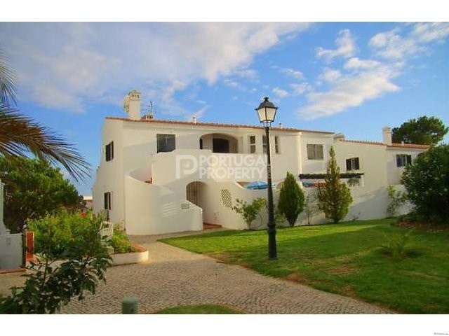 3 Bedroom Penthouse with Sea Views