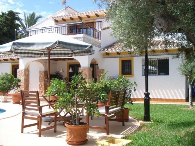 Detached villa for sale 1.500.000.. - 2