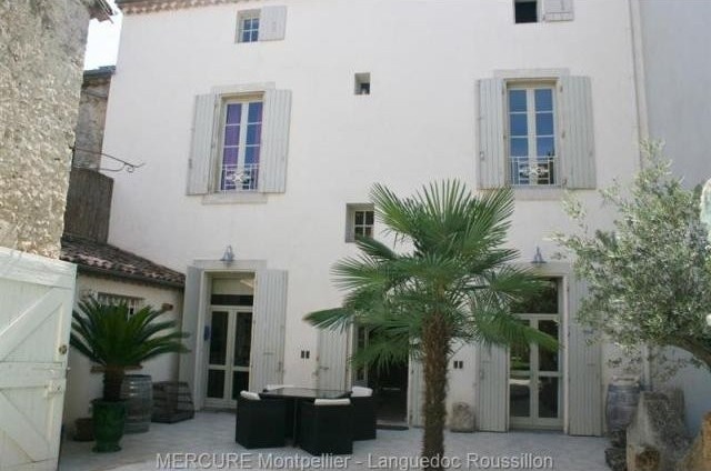 7 bedroom House For Sale: 34370 BEZIERS - 2