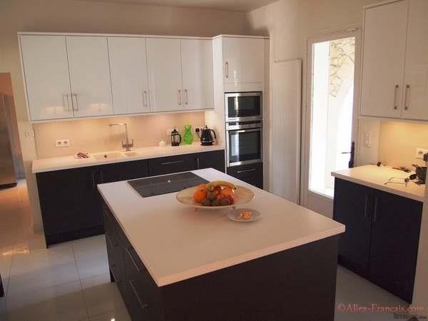 Sauveterre de Guyenne (33) - For sale.. - 2