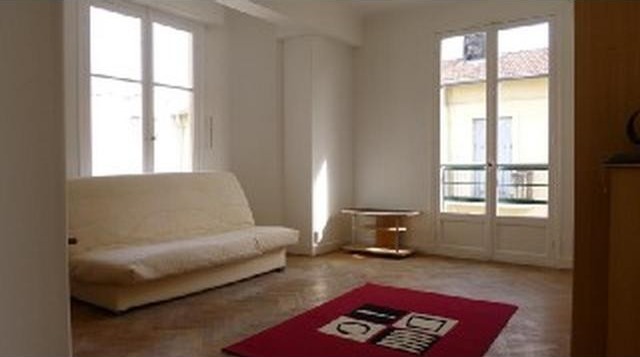 Very bright and quiet apartment