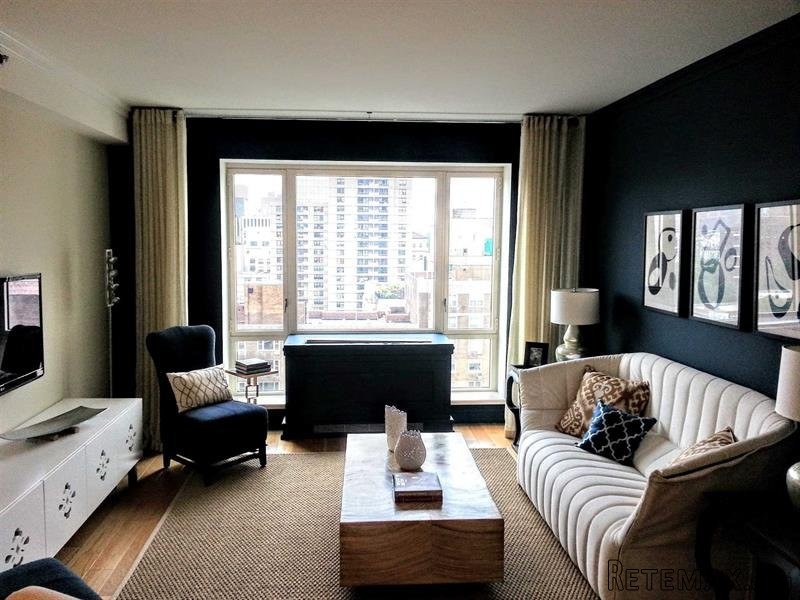 3 bedroom House For Sale: 1280 Fifth..