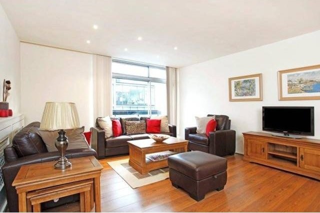 Fitzhardinge House, Portman Square..