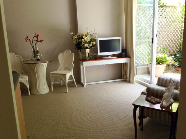 Lifestyle and location all in one! -..