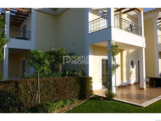 Gorgeous Garden Apartment by the Beach