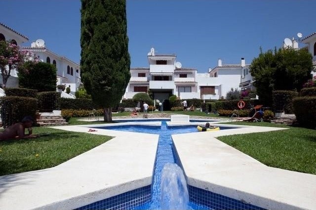 3 bedroom town house for sale