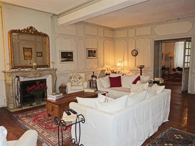6 Bedrooms - House - Poitou-Charentes..