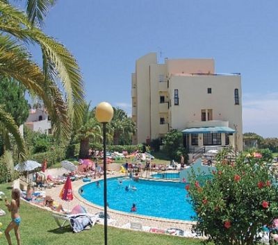 Apartment with sea views for sale in..