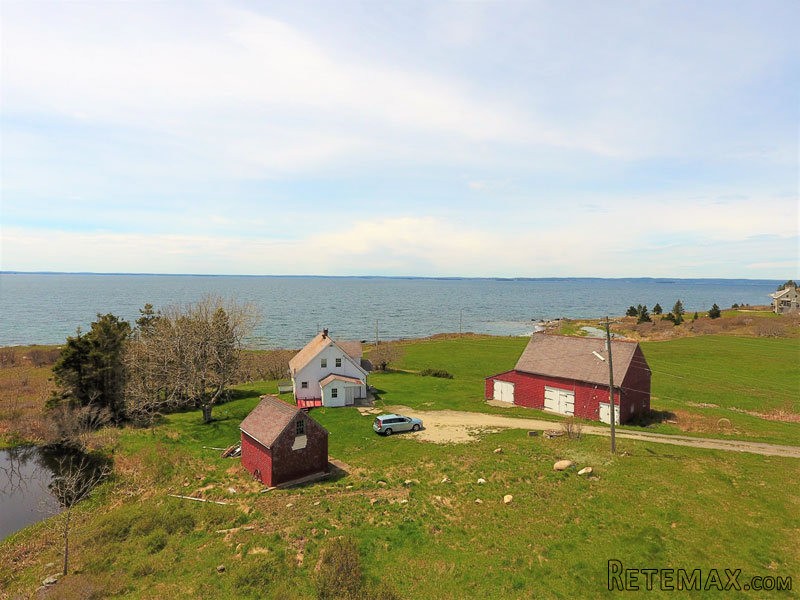 4 bedroom House For Sale: 96 Oceanview..