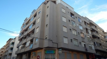 Resale · Apartment · Spain · Costa Bl..