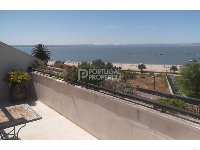 Penthouse Four Bedroom Apartment with..