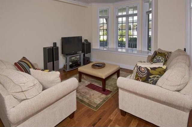 3 bedroom Condominium For Sale: Port.. - 2
