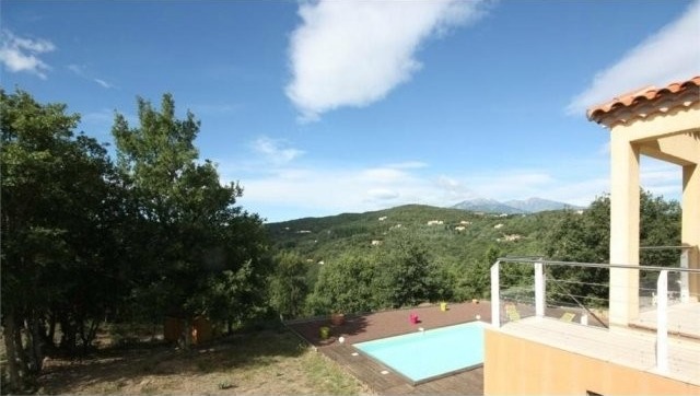 Superbe Villa Sur 2,2ha Avec Vues Et..