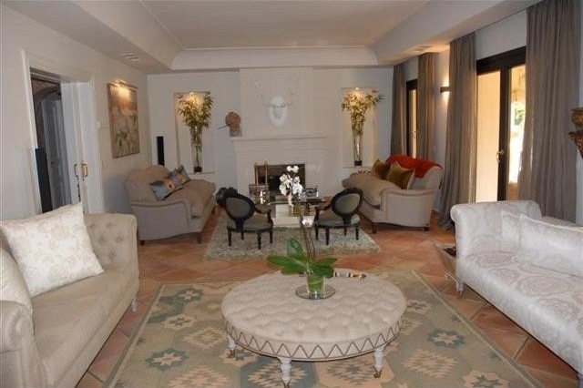 Villa - CASASOLA. Villa set in a very.. - 2