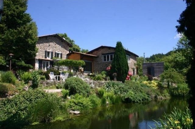 3 bedroom Character For Sale: 63120..