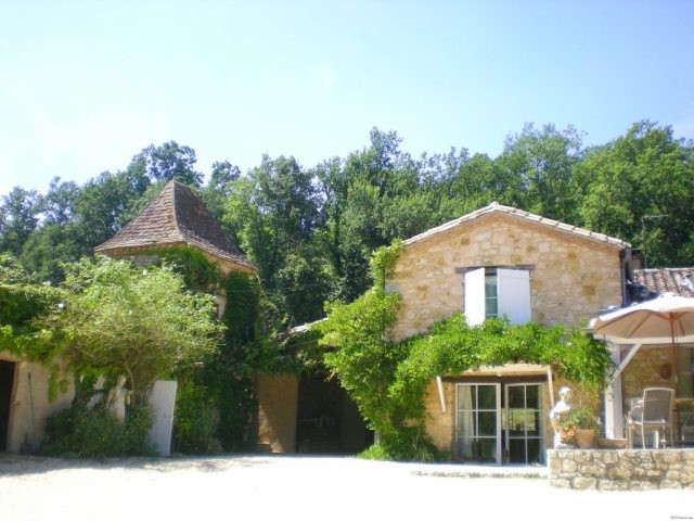 Beautifully Restored Country Home With.. - 2