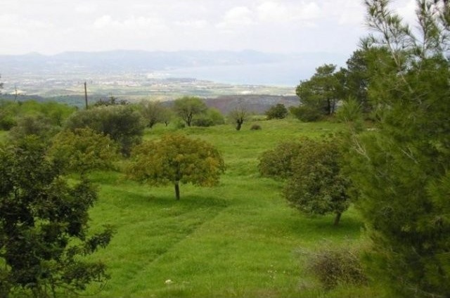 Building Plot - Located only 10km away.. - 2