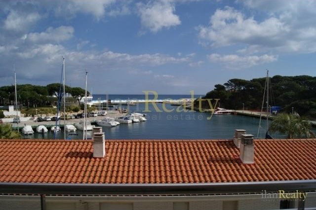 Great 90m2 apartment totally outdoors..