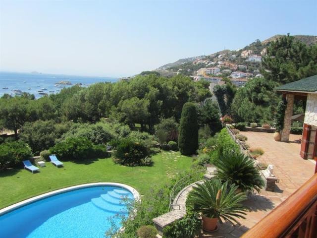 7 bedroom Detached House For Sale:.. - 2
