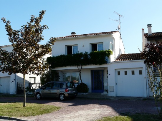 House with Views of the Port