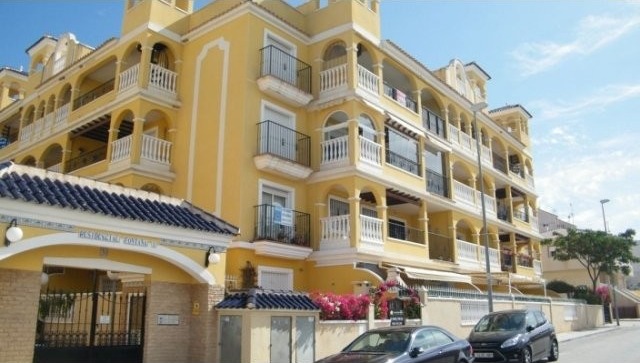 Resale · · Spain · Costa Blanca South ·.. - 2