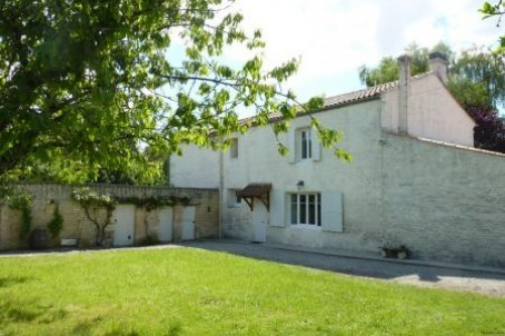 Stone House For Sale St Jean D Angely - 2