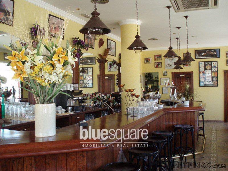 Beautiful restaurant close to the beach.. - 2