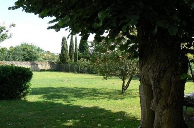 4 bedroom House For Sale: 86200 PROCHE.. - 2