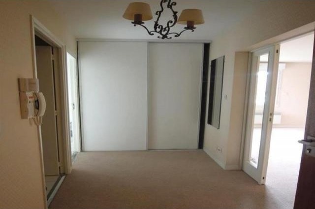 1 bedroom Flat For Sale: 86000 POITIERS - 2