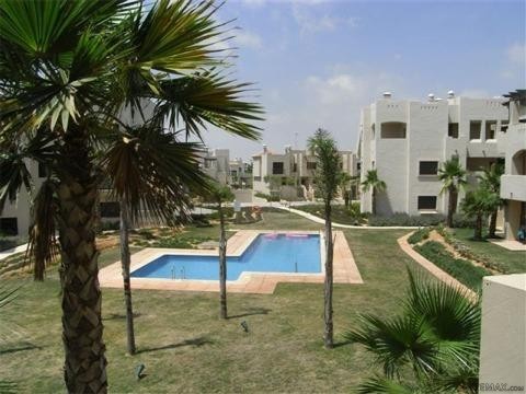 3 bedroom Apartment For Sale: 1st..