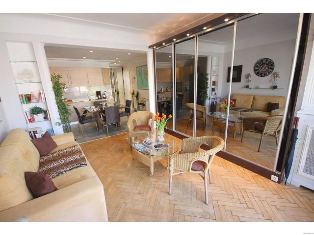Completely renovated apartment near the.. - 2