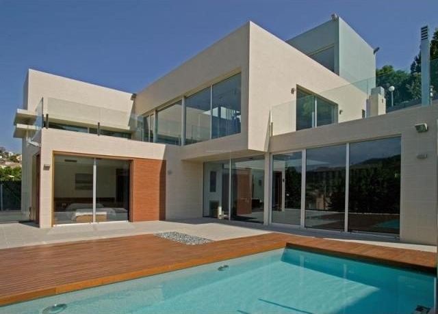 4 bedroom Detached House For Sale:.. - 2