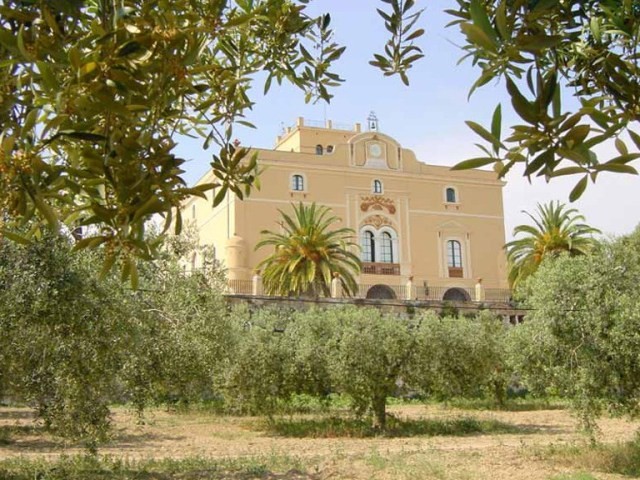 7 bedroom Detached House For Sale:.. - 2