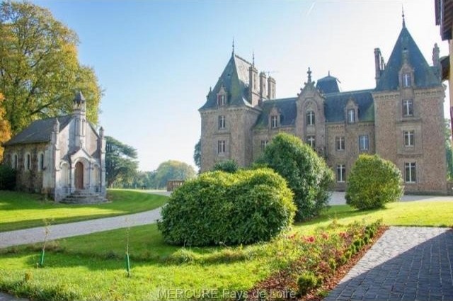 15 bedroom Castle For Sale: 53500 LAVAL