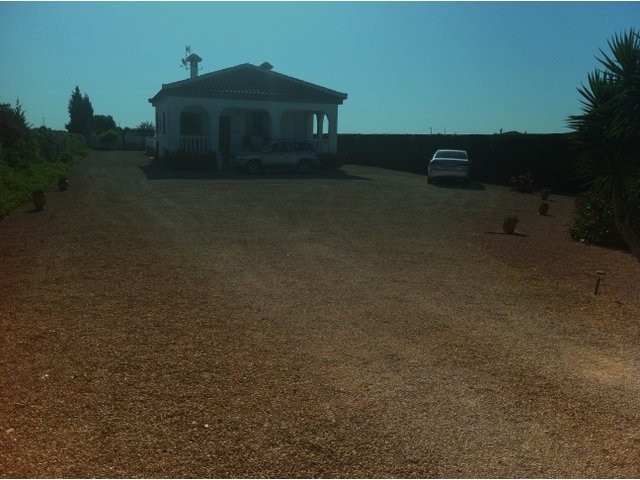 3 BEDROOM COUNTRY HOUSE IN DOLORES.. - 2