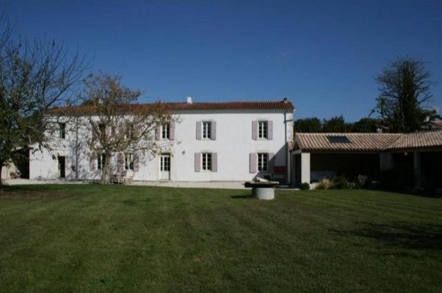 4 bedroom Character For Sale: 17220 LA.. - 2