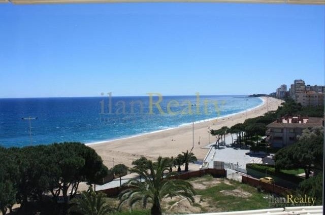 Bright apartment for sale on the..